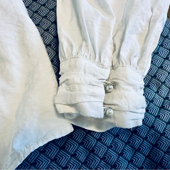 Women’s Crop White Blouse Size L - Picture 7 of 11